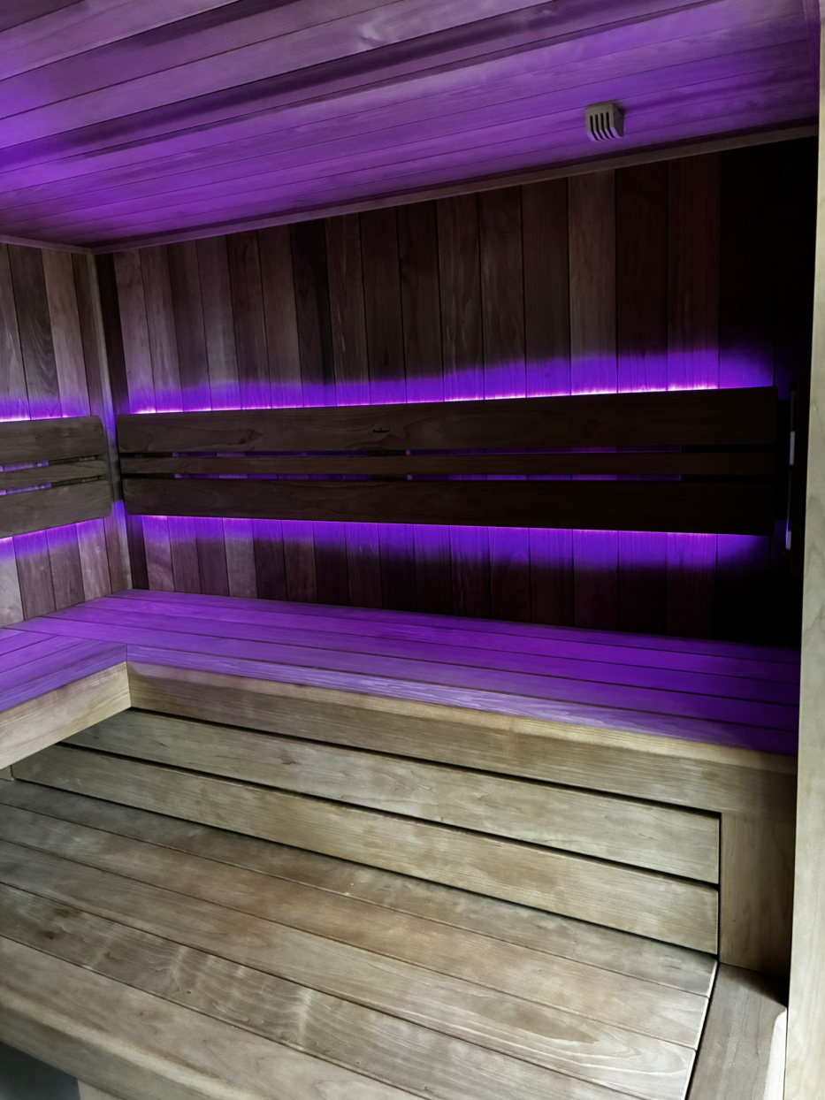 finská sauna, Gold Dark Neratovice