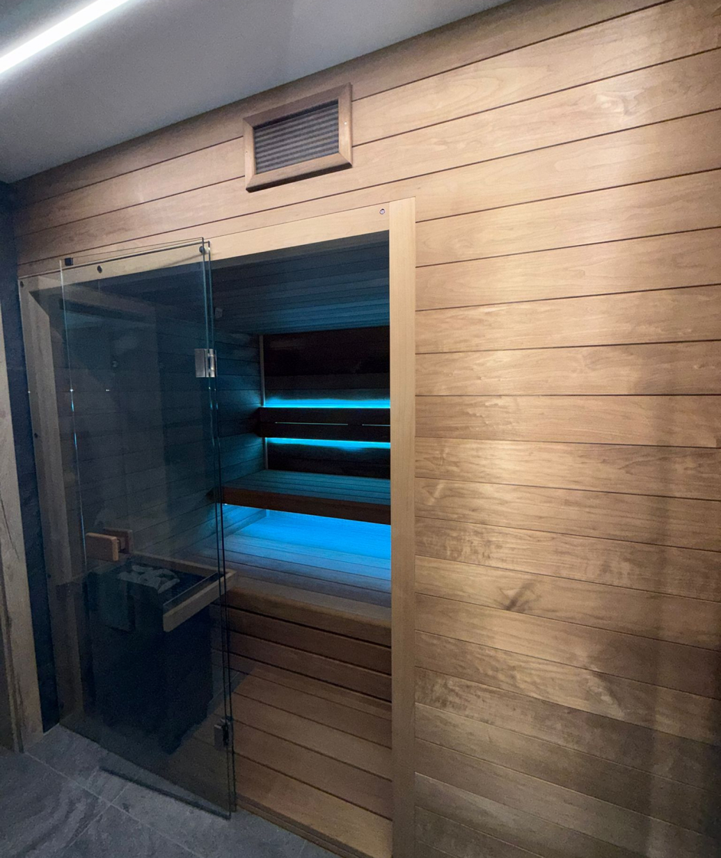 Kombinovaná sauna Gold Dark Atyp Kombinovaná sauna Gold Dark Atyp