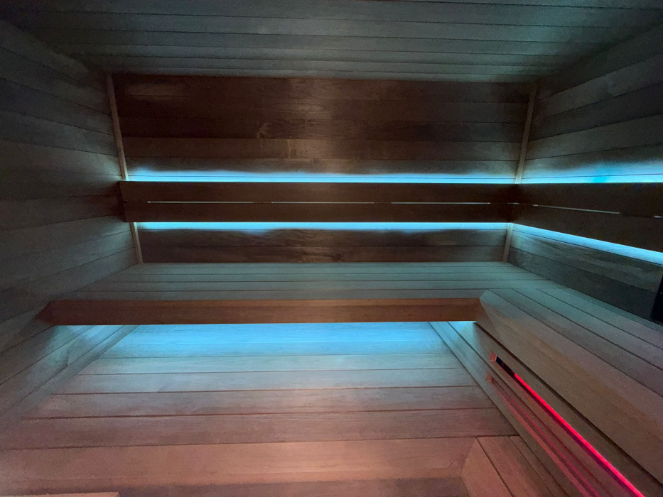 Kombinovaná sauna Gold Dark Atyp Kombinovaná sauna Gold Dark Atyp