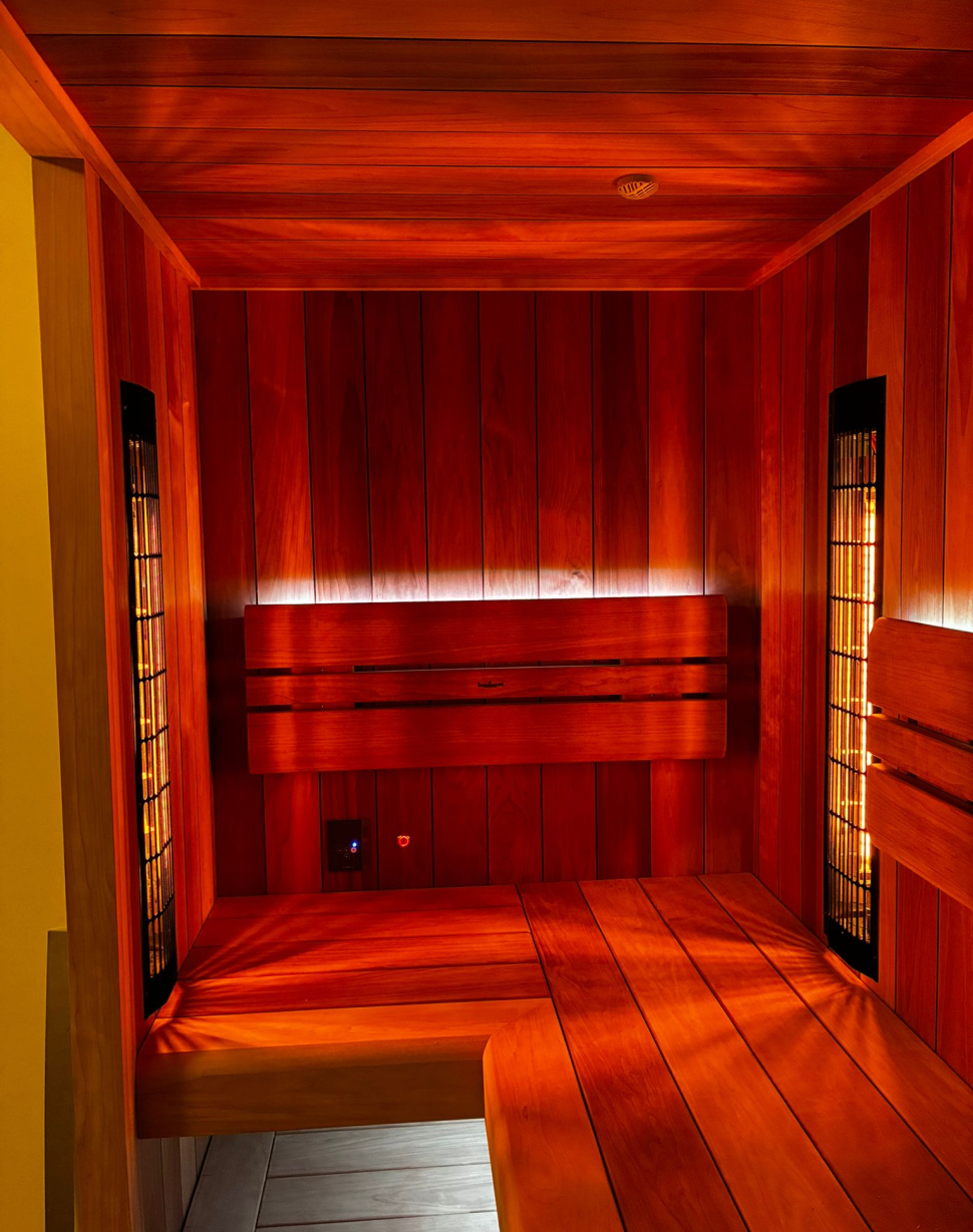 Kombinovaná sauna, Gold Dark Praha Kombinovaná sauna, Gold Dark Praha