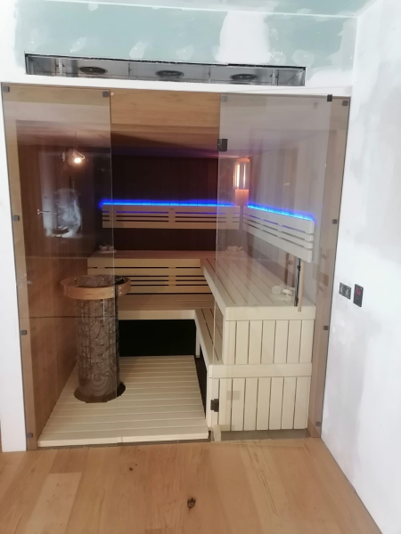 Prosklená sauna