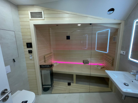 Prosklená sauna