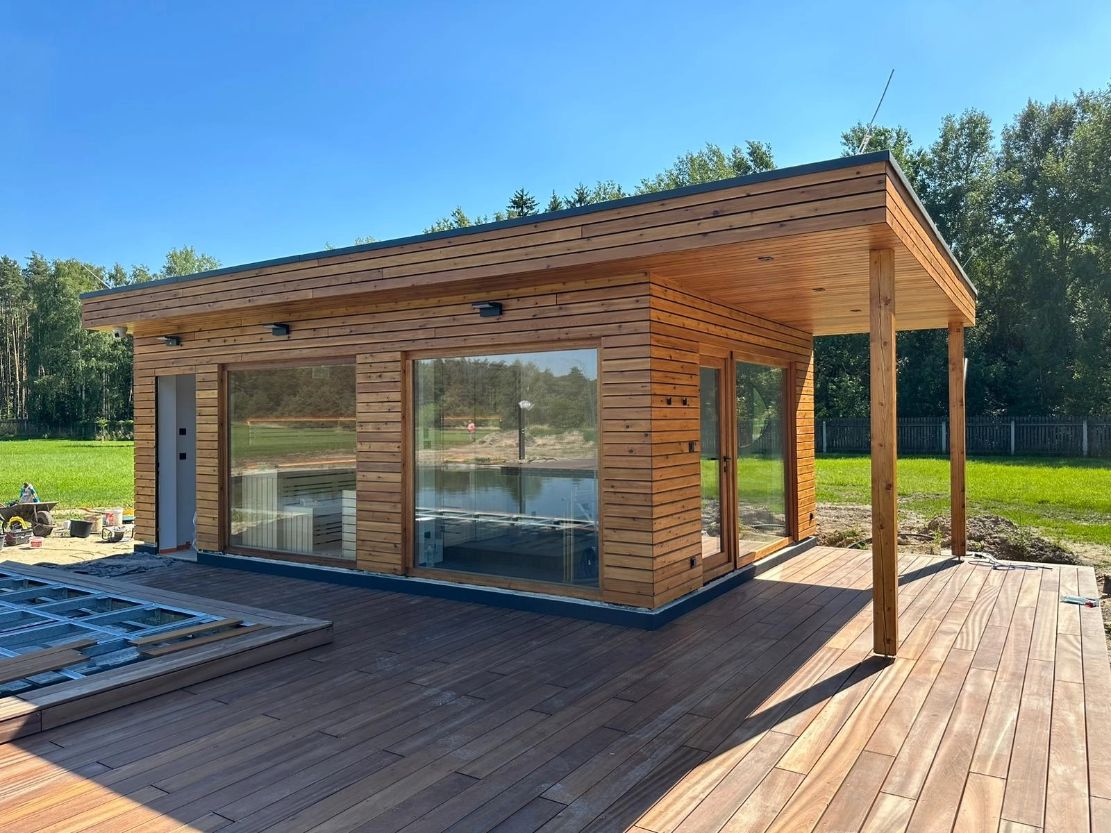 Proč Saunujeme? Proč Saunujeme?