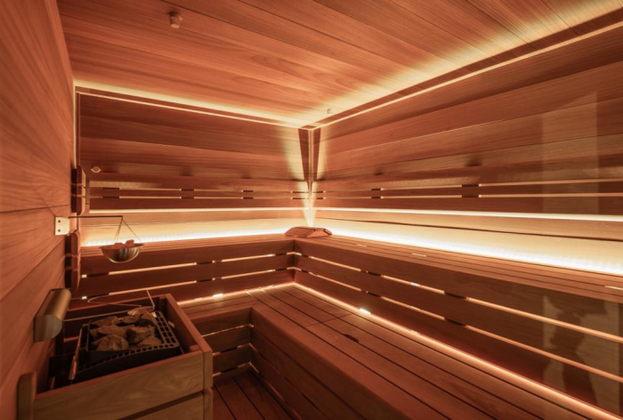 Prosklená sauna gold dark