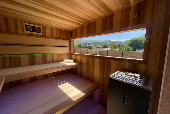 Prosklená sauna