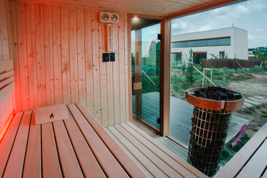 Venkovní finská sauna Pinea Maxi Úvaly Venkovní finská sauna Pinea Maxi Úvaly