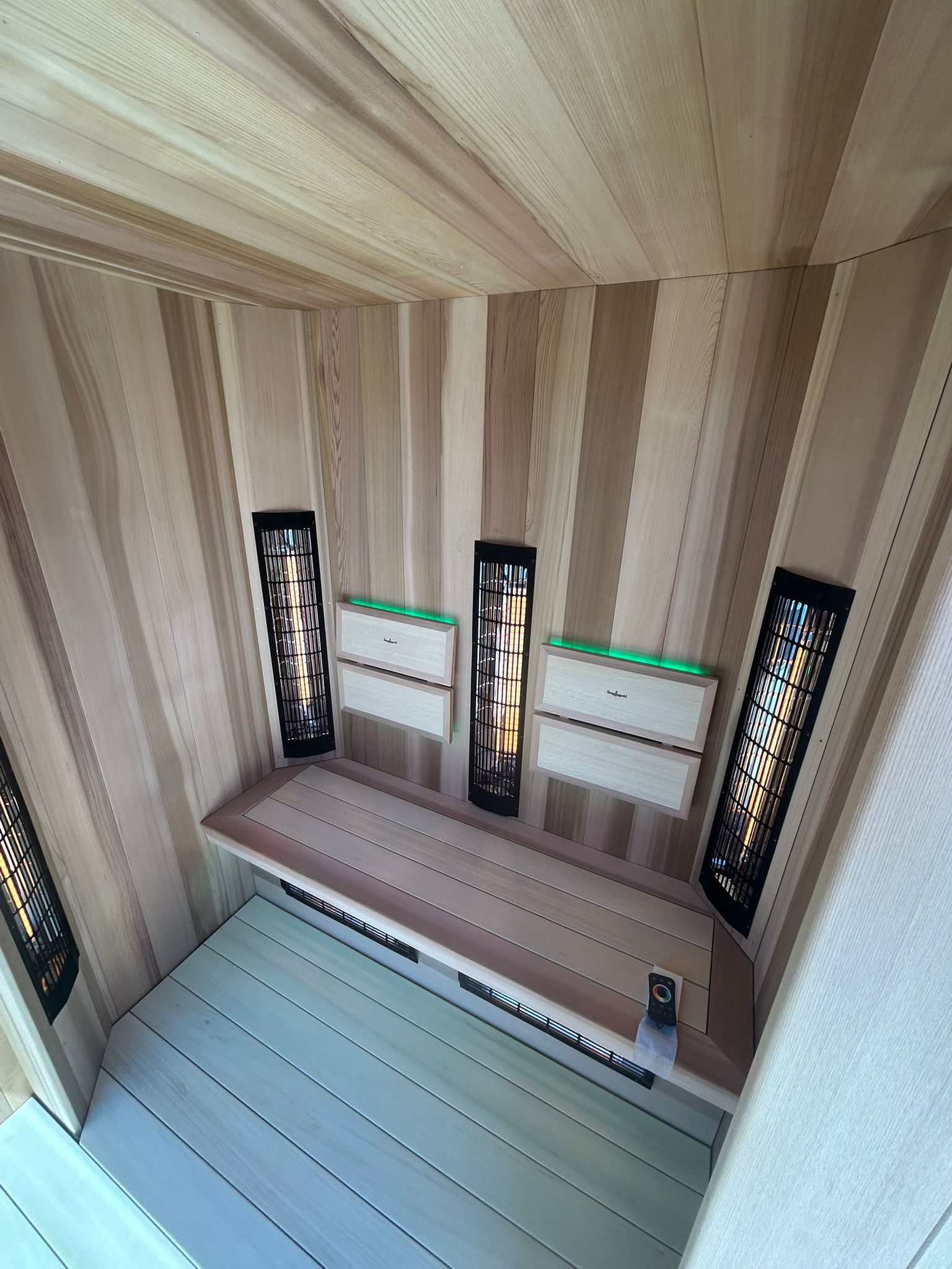 Venkovní infrasauna Venkovní infrasauna