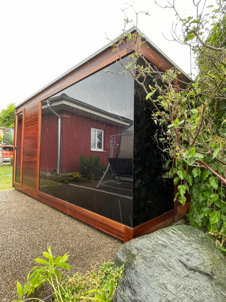 Venkovní sauna s&nbsp;odpočívárnou